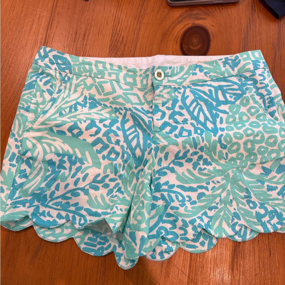 Lilly Pulitzer The Buttercup Short-5” Inseam Seaside Aqua Home Slice Pineapple”